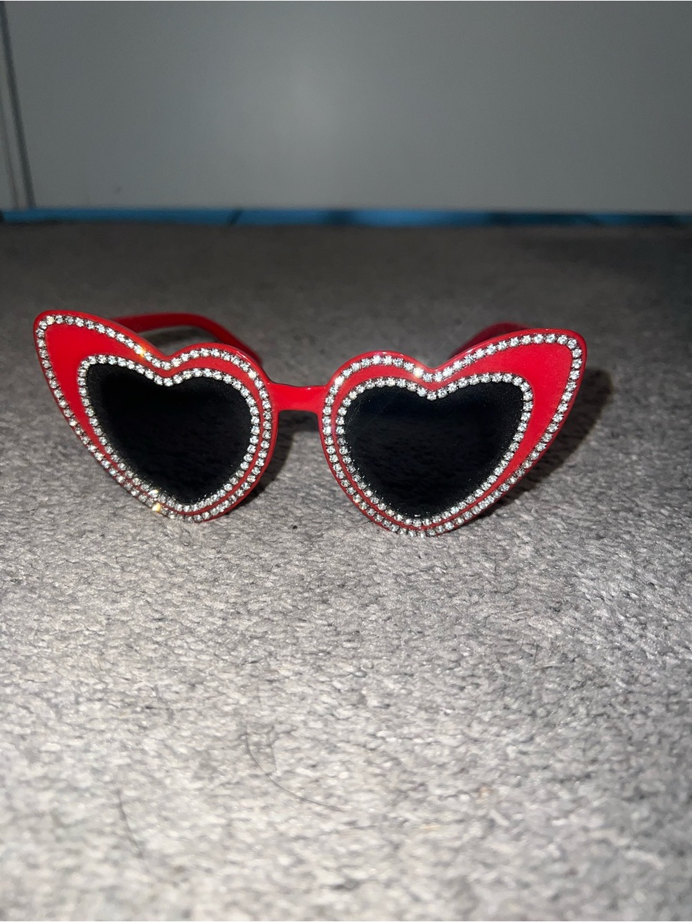 Red Heart-Shaped Rhinestone Sunglasses